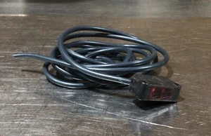 Omron E3Z-B62 Photoelectric Sensor 14x17m - Picture 1 of 5