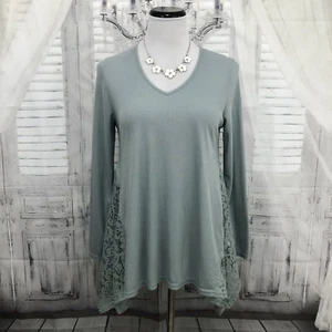 SHE + SKY Small Green Ribbed Lace V Neck Asymmetrical Hem Long Sleeve Tunic B19 - Picture 1 of 11