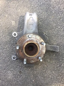 05 13 CORVETTE C6 SPINDLE KNUCKLE FRONT Right Passenger Hub - Picture 1 of 2