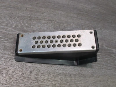 04-09 NISSAN 350Z Z33 CONVERTIBLE A/T FLOOR FOOT REST PEDAL PAD 67840-CD00C OEM - Image 1 of 4