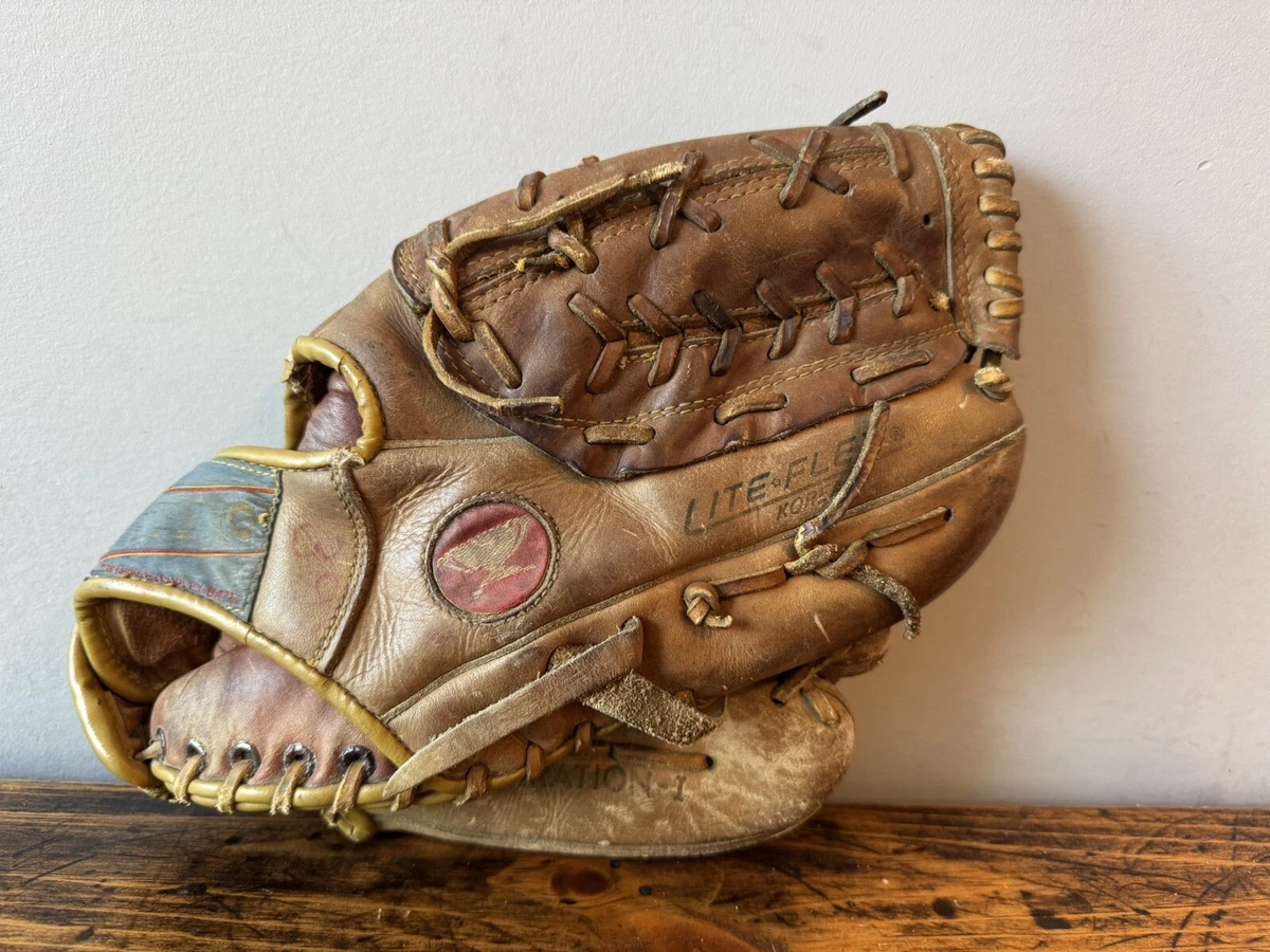 Vintage Mizuno Professional Model Lite Flex Baseball Glove | eBay