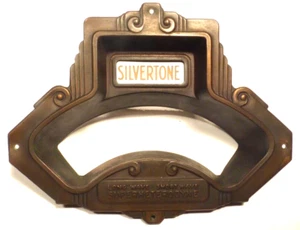 Consola vIntage SILVERTONE 1721: PLACA FRONTAL DE LATÓN con TORNILLOS ORIGINALES 4 y 1/2" con - Imagen 1 de 2