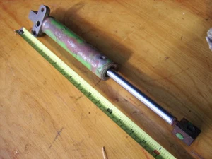 John Deere? ¿Aire? Cilindro Doble Acción 1 1/4" Diámetro X 5 1/2" Carrera 5/8" Diámetro Varilla - Imagen 1 de 7