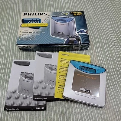 Philips AE6775 AM/FM Personal Pocket Radio Boxed - Image 1 of 4