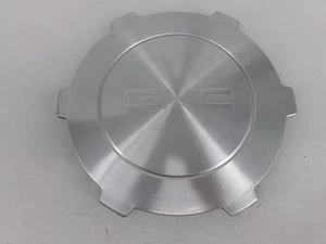 Center Cap GMC Yukon Sierra 6 Spoke OEM 17" Wheel 9594521 5193 04-06 07 Genuine - Picture 1 of 5