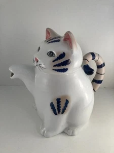 Japanische Teekanne, Kaffeekanne, Porzellan, Katzenkanne, ca. 20 cm hoch - Bild 1 von 3