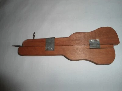 复古木质地毯钩扣,良好二手 COND'T — 第 1/2 张图片