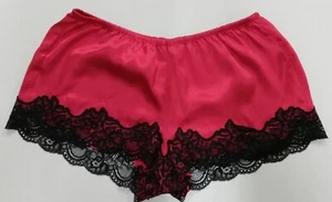 LADIES RED EX CHAIN STORE SATIN SLEEP SHORT FRENCH KNICKER UK SIZES 8, 10, 12 - Picture 1 of 2