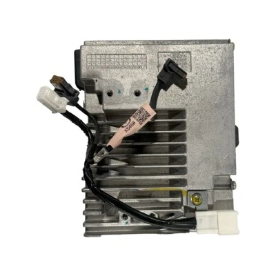 OEM 2016 -2018 Toyota Yaris Factory AM FM Radio Tuner Bluetooth Receiver Module - Image 1 of 3