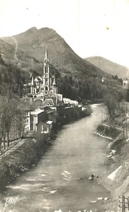 Lourdes Basilique et le Gave France Aerial View 1958 RPPC Real Photo Postcard - Picture 1 of 2