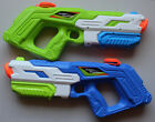 2x Wasserpistolen Spritzpistolen Spielzeug für Kinder 8-10 Meter 1000mL