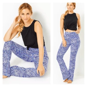 NWT Lilly Pulitzer UPF 50+ Luxletic Carpe Vita Flare Legging Blue Twisted Up XS - Picture 1 of 7