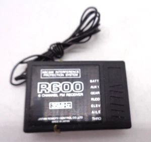 JR R600 CHANNEL RECEIVER 35MHZ IN GOOD CONDITION - Picture 1 of 1
