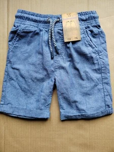 Brandneu 5-6 Jahre alte Jungenshorts - Bild 1 von 1