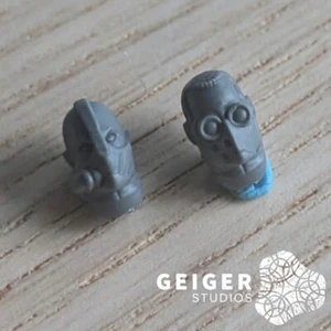 40K Astra Militarum Bits | Tempestus Aquilon | Bare Respirator Mask Head 2pc Set - Picture 1 of 1