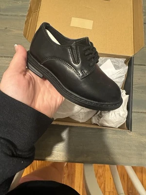 Оксфорды Kenneth Cole для мальчиков ясельного возраста Klay Flex Dress. Размер 6 М маленький ребенок (малыш) - Изображение 1 из 3