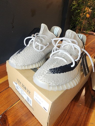 Taglia 10.5 Adidas Yeezy Boost 350 V2 Low Slate