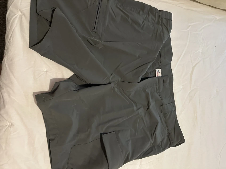Pantalones Cortos Deportivos World Wide Pesca Bolsillos de Carga Senderismo Gris Talla 44 Usados en Excelente Condición  Foto 1 de 2