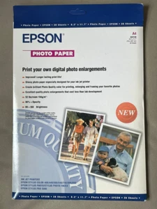 NUOVISSIMA EPSON Premium carta fotografica LUCIDA 20 fogli 8,5" x 11" SO41141 - Foto 1 di 2