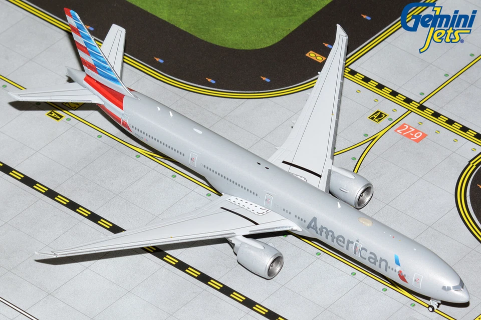 American Airlines Boeing 777-300ER N736AT Gemini Jets GJAAL2069 Scale 1:400 - Image 1 of 1