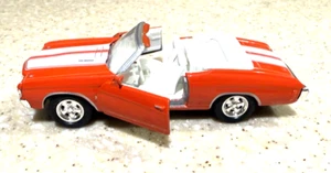 1971 CHEVROLET CHEVELLE SS 454 CONVERTIBILE ARANCIONE STRISCE BIANCHE 5" PRESSOFUSO WELLY - Foto 1 di 6