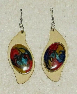 Pendientes personalizados gancho remolino perdiz madera 3"  Foto 1 de 2