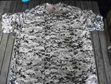 BADGER SPORTS WHITE SIZE 2XL SS SHIRT DIGITAL CAMO UNDER ARMOUR DRI FIT TYPE
