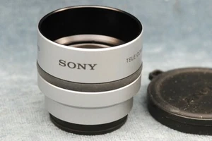 SONY VCL-DH1730 TELE CONVERSION LENS X1.7, 30MM THREADS, MADE IN JAPAN - Picture 1 of 3