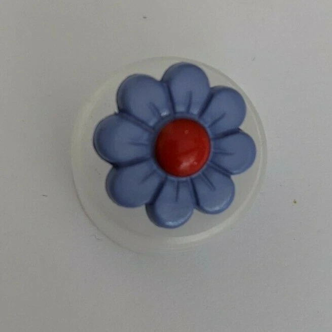 Flower Purple and Red Plastic Button - 17 mm   - Image 1 of 1