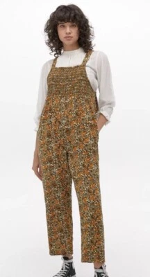 Nuevo con etiquetas Mono Urban Outfitters Floral Calado Mujer Talla Pequeña Bolsillos Boho Foto 1 de 4
