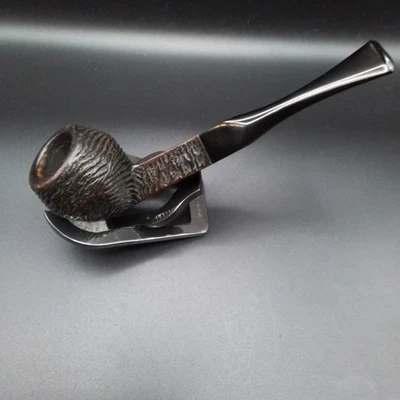 Here's a Sasieni 78 fantail patent # D570068 or D670068 tobacco smoking pipe - Image 1 of 4
