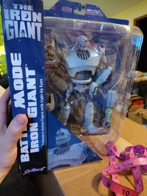 Figura de acción Diamond Select The Iron Giant Battle Mode nueva sellada Foto 1 de 4