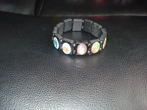 SCHÖNES SCHWARZES HOLZPERLEN HEILIGE HEILIGE DEHNBARES ARMBAND (USA-VERKÄUFER) A3 - Bild 1 von 2