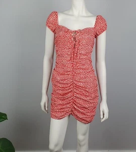 Vestido Corto Ajustado Tiger Mist Talla S Rojo Flores Acanalado Gorra Manga Abullonada - Imagen 1 de 11