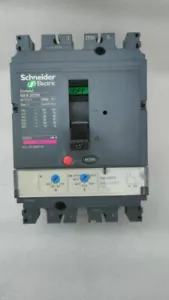 INTERRUPTOR DE CIRCUITO SCHNEIDER ELÉCTRICO COMPACTO NSX250H - Imagen 1 de 10