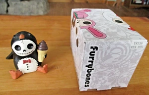 PT Furry Bones Pen Pen the Penguin Skull Resin Mini Figure NEW - Picture 1 of 1