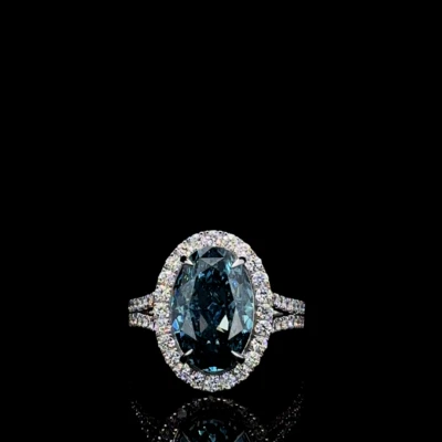 5 ct Oval Lab Grown Diamond Ring Certify Fancy Vivid Blue VS2 with 14 KT Gold - Image 1 of 4