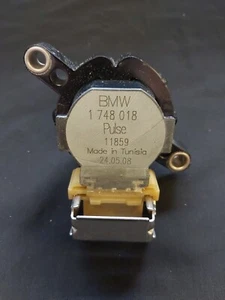 1748018, Original BMW, Ignition Coil, E36 E46 E39 E38 E31 X5 E53 Z3 Z8 OEM - Picture 1 of 6