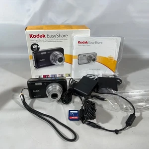 Kodak EasyShare V803 8MP Point & Shoot Black Digital Camera w/ 3x Optical Zoom - Picture 1 of 13