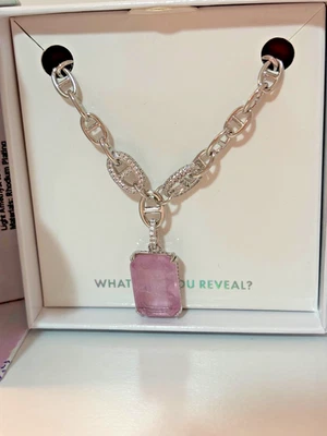 Collar de Concientización sobre Salud Mental Bomb Party 2025- "Eres una Obra Maestra" Foto 1 de 3