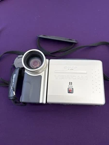 Sharp VL-E680U Camcorder - Picture 1 of 5
