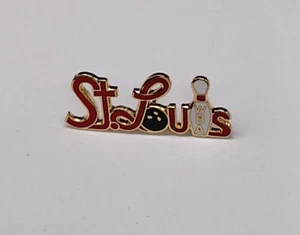 Pin de solapa de recuerdo de bolos de St Louis - Imagen 1 de 5