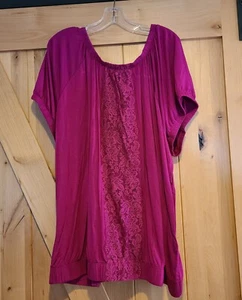 Blusa LANE BRYANT Mujer Talla 26/28 Rosa Elástica Manga Corta Encaje Detalle Frontal - Imagen 1 de 10