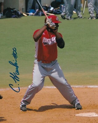 Lote de fotos 8x10 assinado por Courtney Hawkins garantia PSA/DNA bons carros! - Imagem 1 de 2