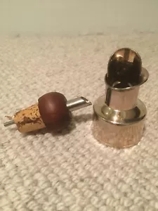 Wine Accessories: 1x Silver Solid Wine Pourer & 1x Cork Wine Pourer - Picture 1 of 1