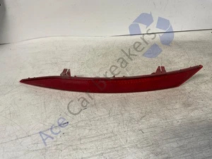 Seat Leon FR 5F 17-20 Facelift Rear Reflector Left Side 5F0945105H - Picture 1 of 9