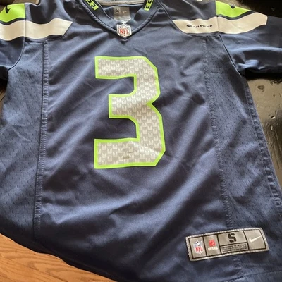 Seattle Seahawks NFL On Field Boys Sz  S # 3 Wilson Jersey - Image 1 of 4