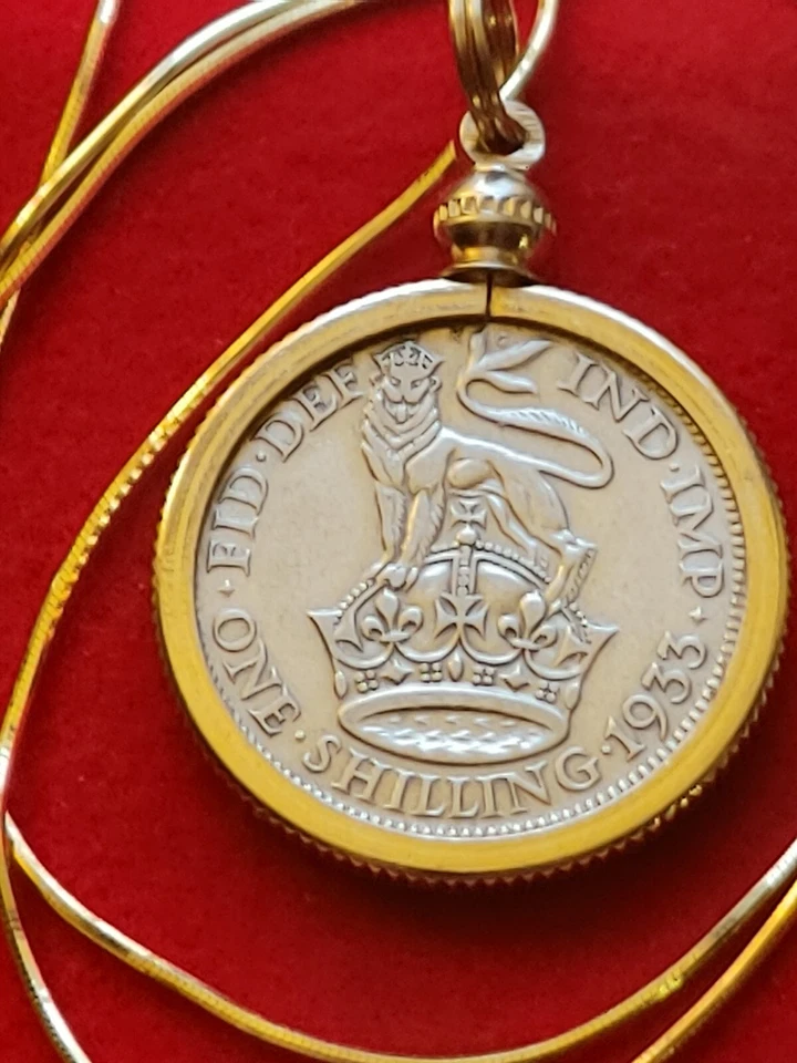 Colgante de chelín de plata británico 1933 en cadena italiana llena de oro de 18 quilates de 20" de 25 mm Foto 1 de 4