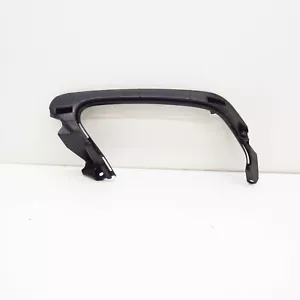VOLVO XC60 MK2 Rear Right Bumper Exhaust Pipe Frame Bracket 31650224 NEW GENUINE - Picture 1 of 9