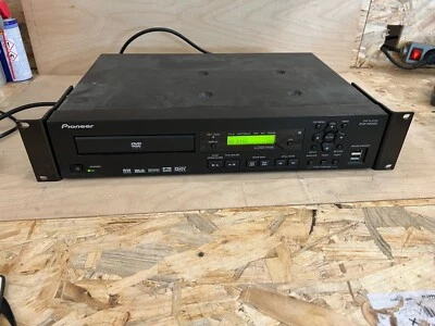 Pioneer DVD-V8000 Player  #964 - Bild 1 von 3